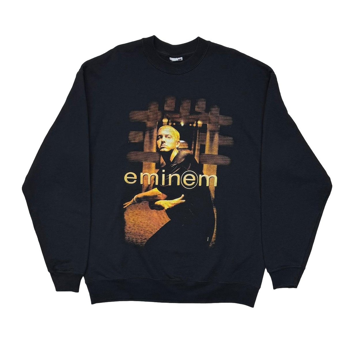 EMINEM FRONT PHOTO BACK TRIBAL LOGO CREWNECK SWEAT FRUIT OF THE LOOM XL 3837