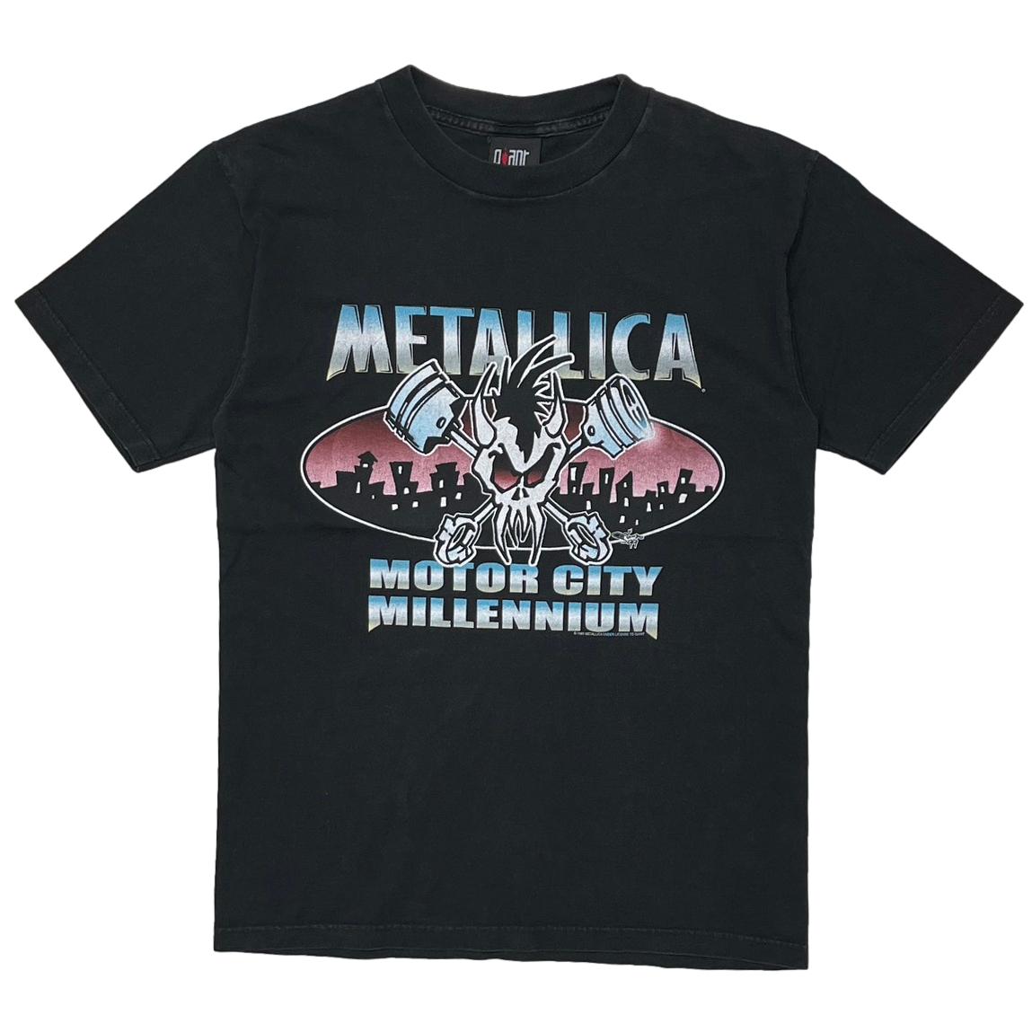 METALLICA HEAVY NEW YEAR 2000 GIANT FITS MEDIUM 3918