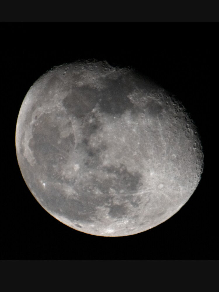 moon by champi1017