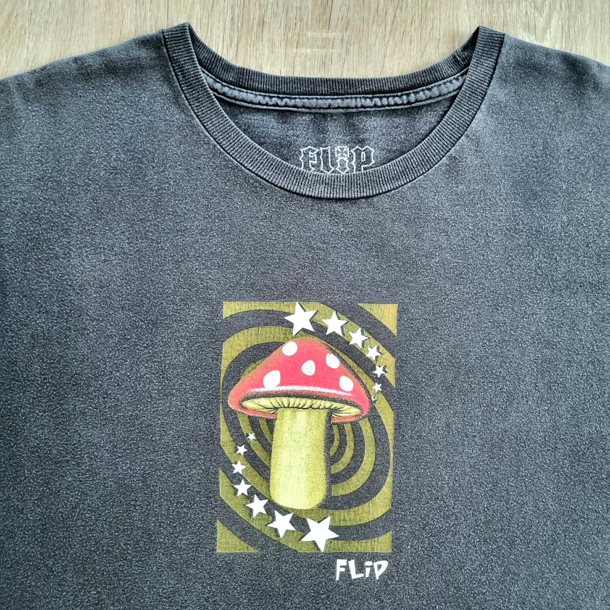 Vintage FLIP Skateboards Shirt L 10 Years Anniversary Tom Penny Mushroom Skate