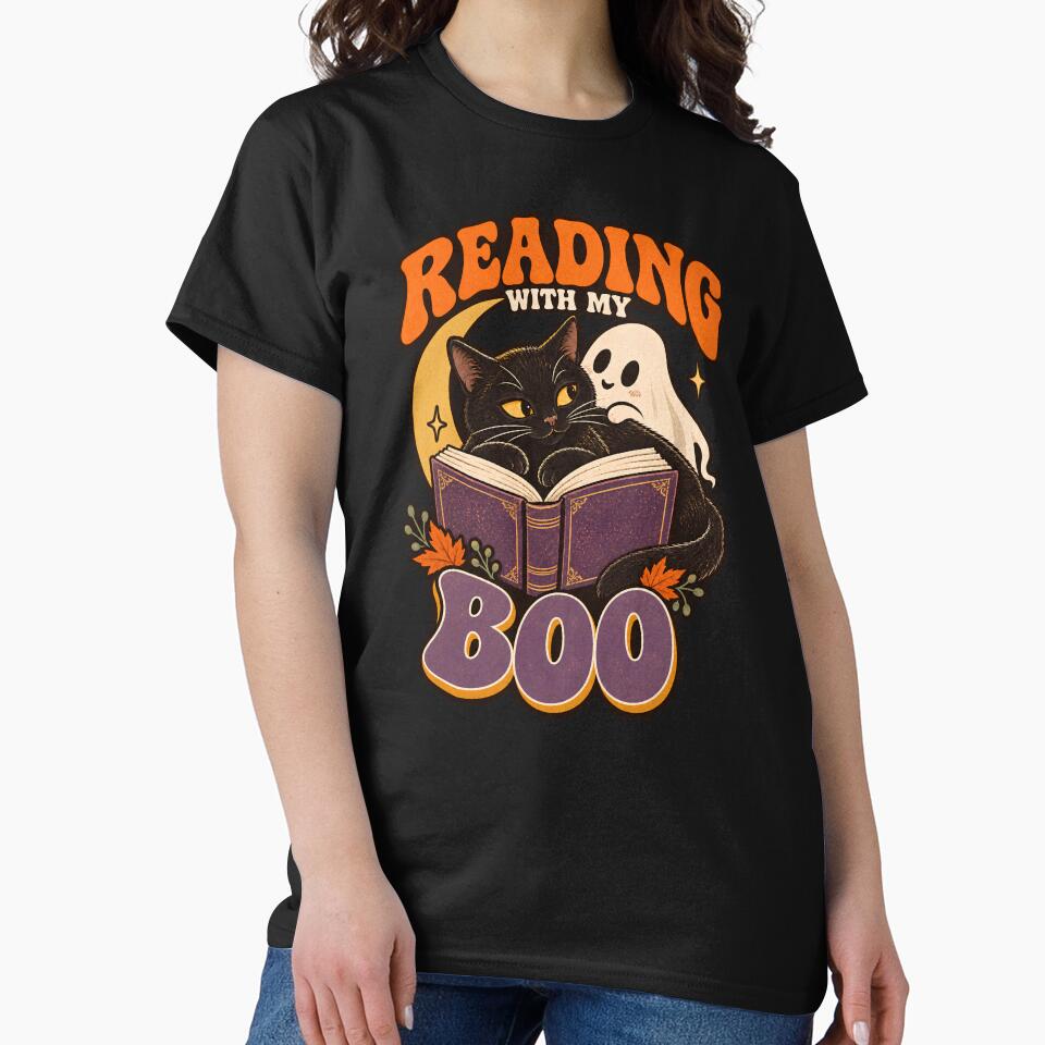 Reading With My Boo – Spooky Black Cat Book Lover by Bawek85Designs