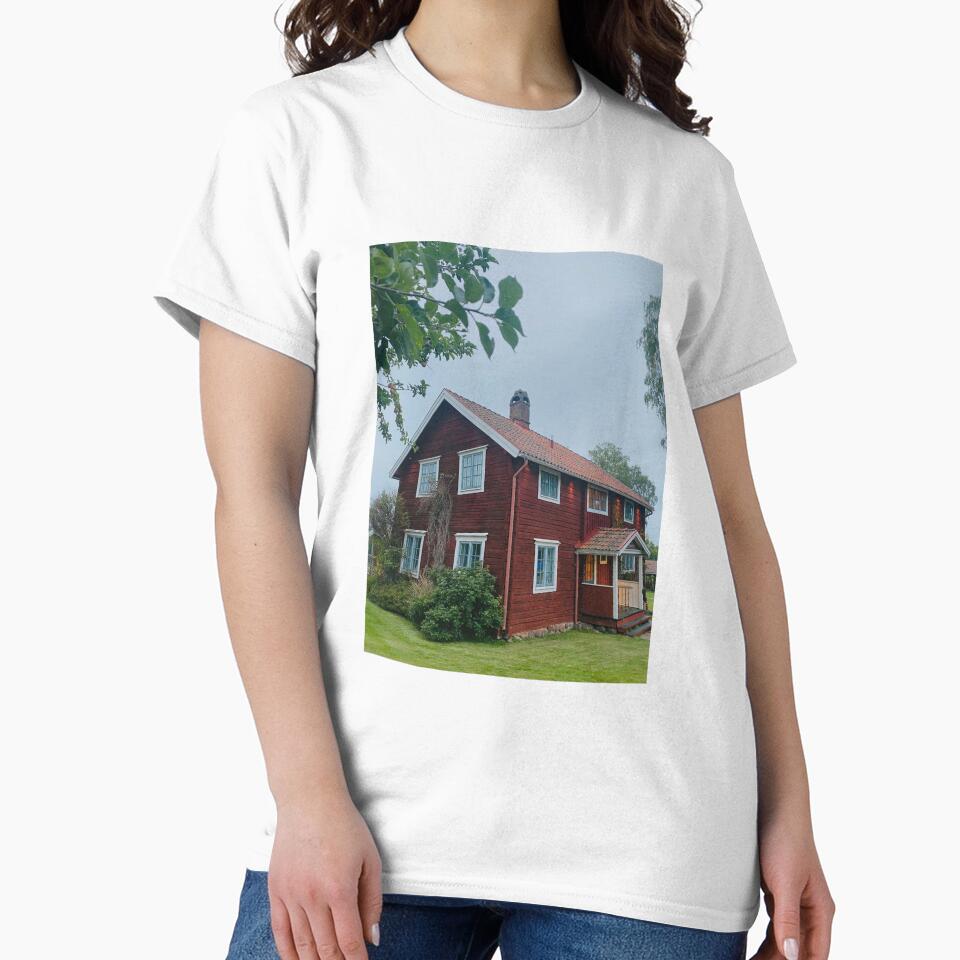 Dalarna Farmhouse by Emilia Oxelheim