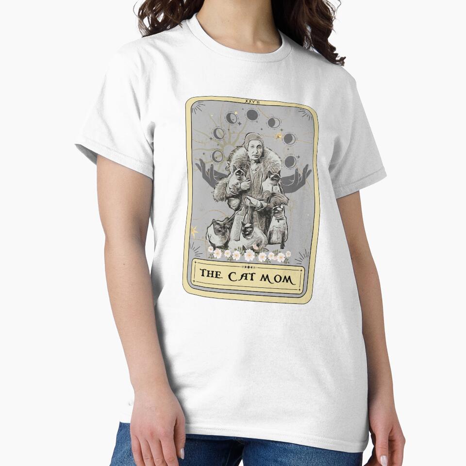 Cat Mom Tarot Card t-shirt, Cat Mom Tarot for Cat Lovers by AlquimiaDesign